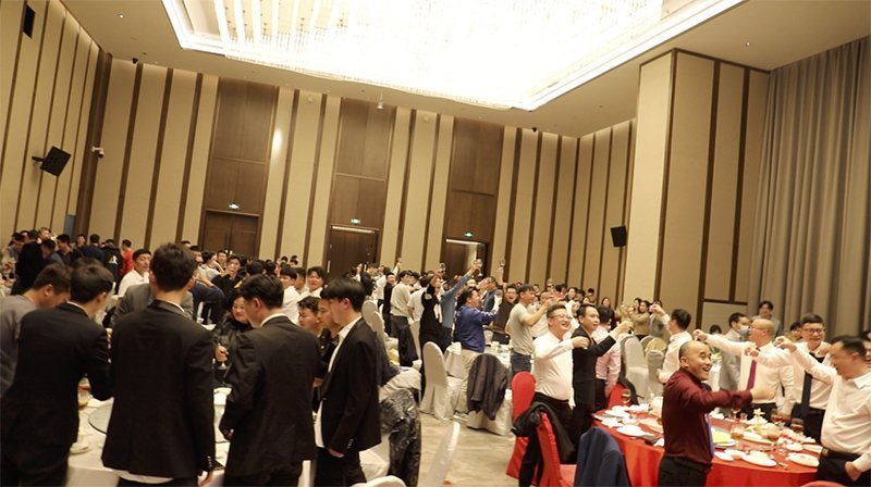 舉杯暢飲 逐夢(mèng)2023 舉杯暢飲 逐夢(mèng)2023